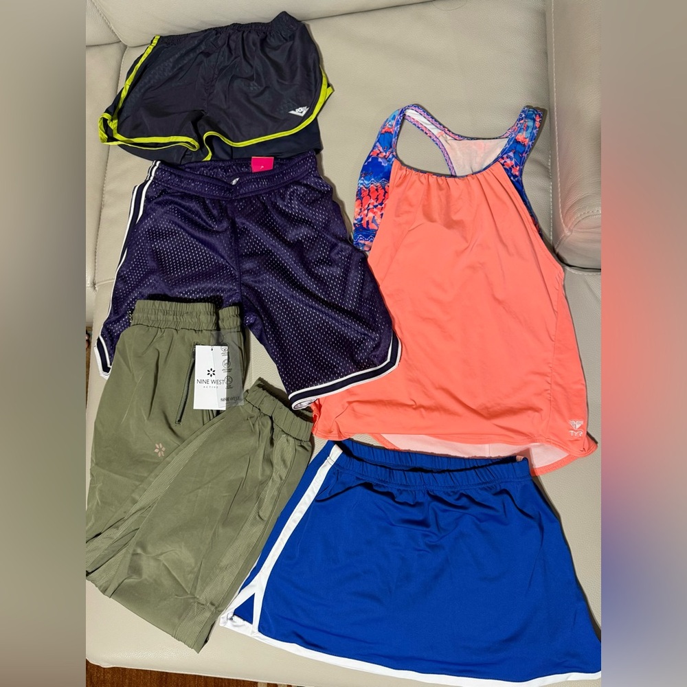 Athletic Bundle (Includes NWT)!